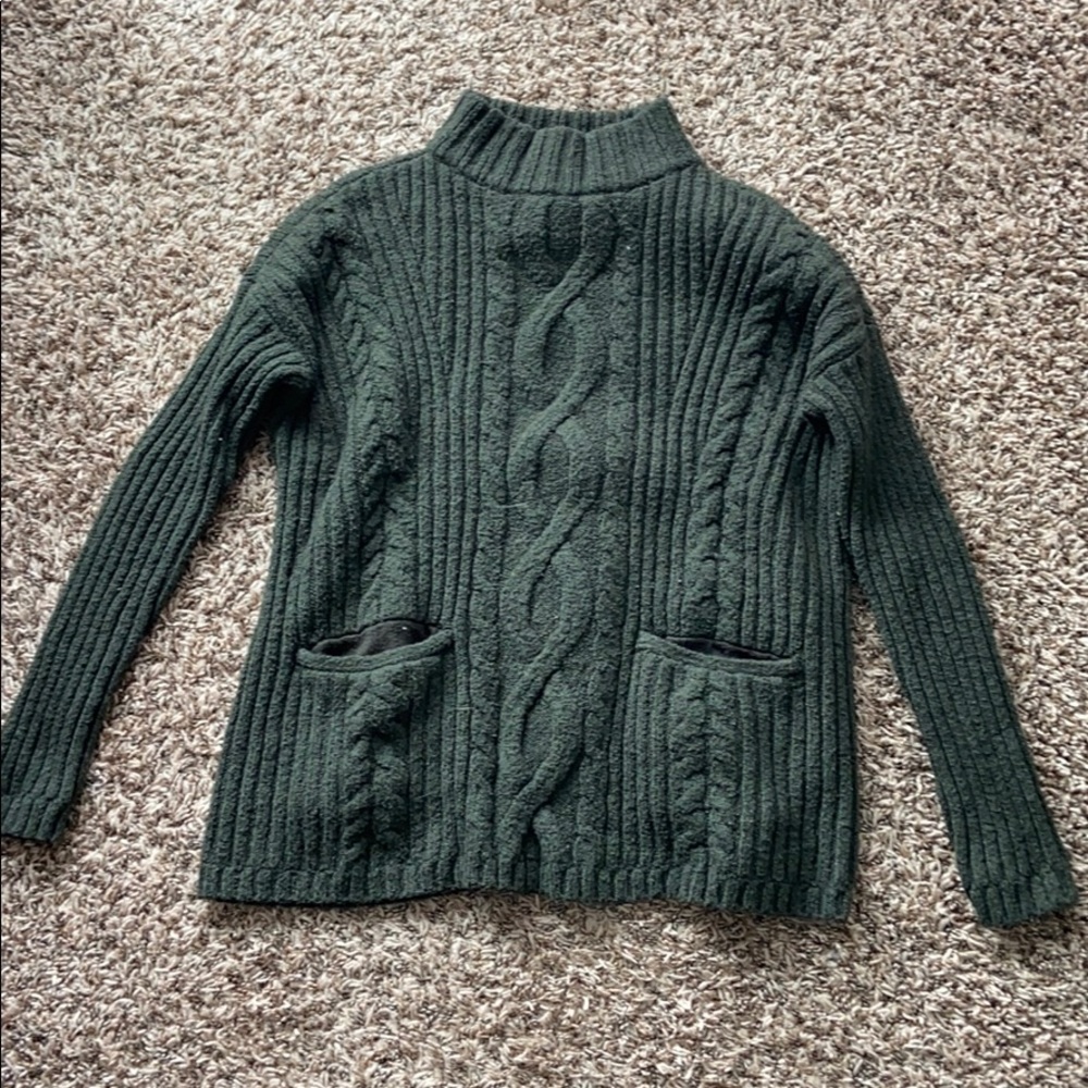 Abercrombie and Fitch green knit sweater